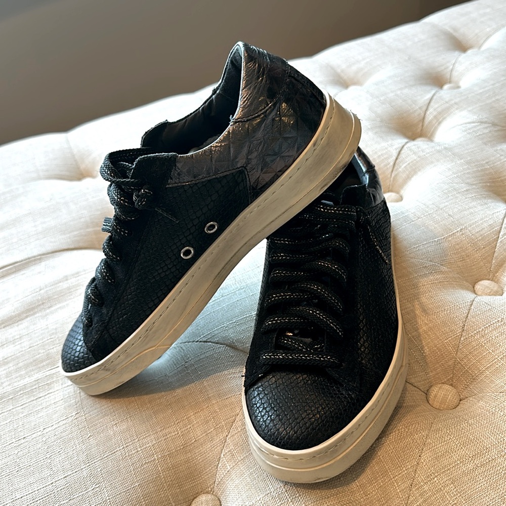 P448 John Sneaker